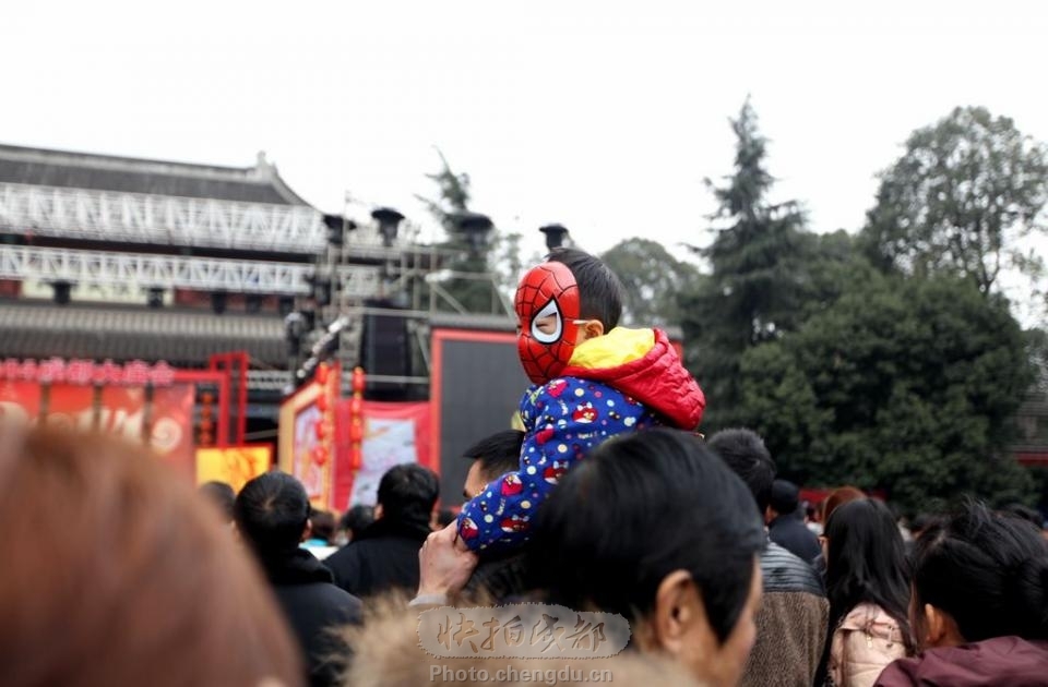 元宵庙会骑马马(组图) by 拍客快拍手 快拍作品